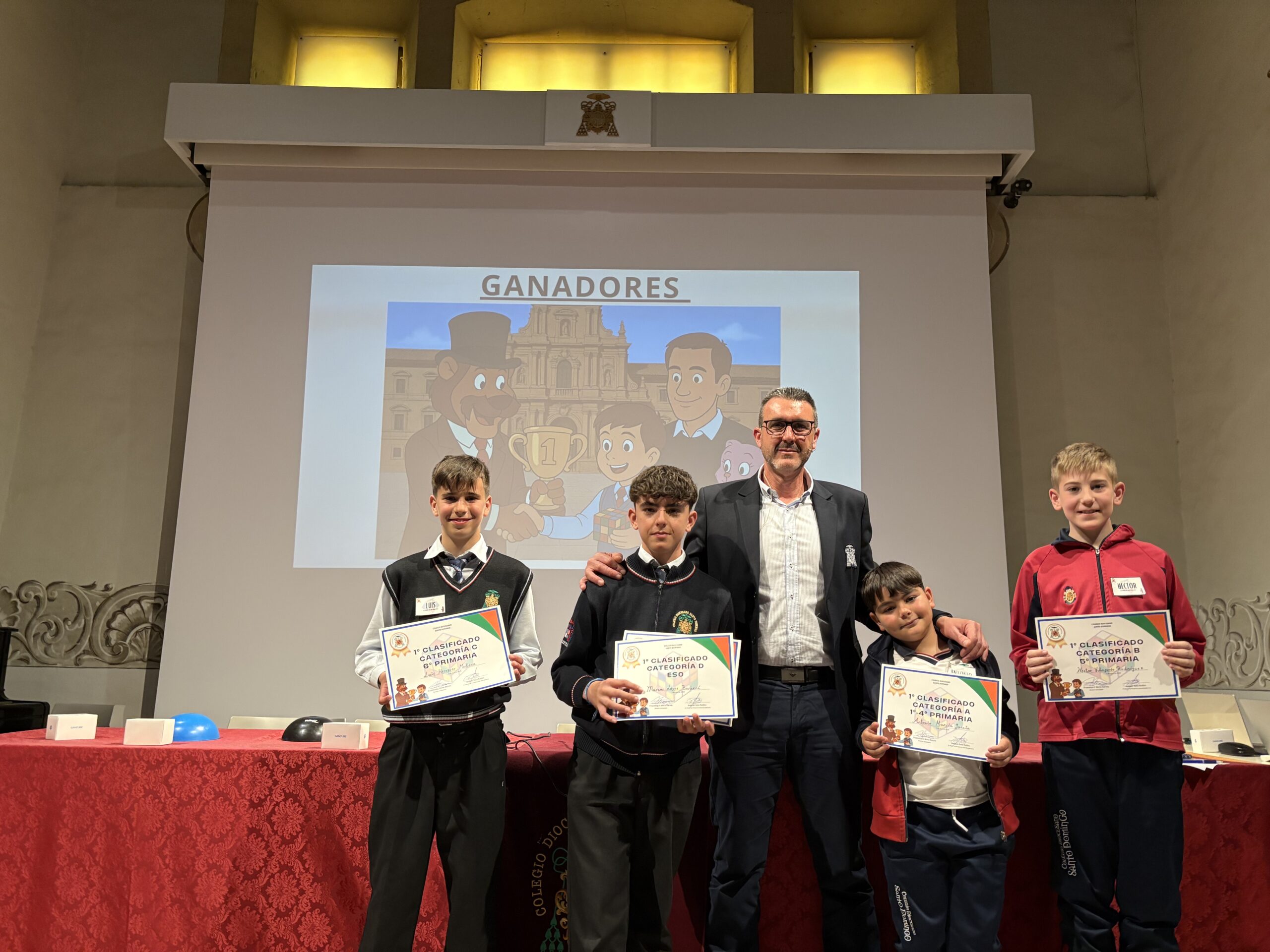 FINALES DEL III CONCURSO CUBOS DE RUBIK